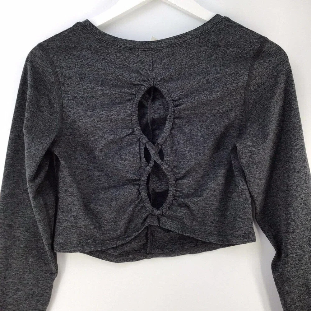 FP movement long sleeved Gray Athletic Exercise Crop top Size Medium - Picture 4 of 11